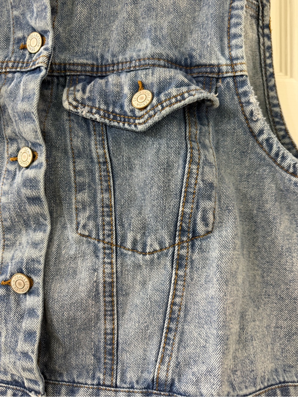Jeans Subcategory Classification - Picture 4 of 11